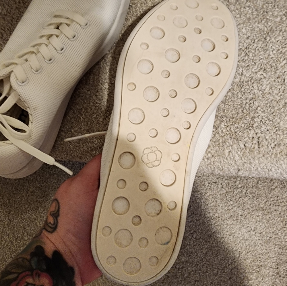 Atoms Sneakers - Picture 3 of 4